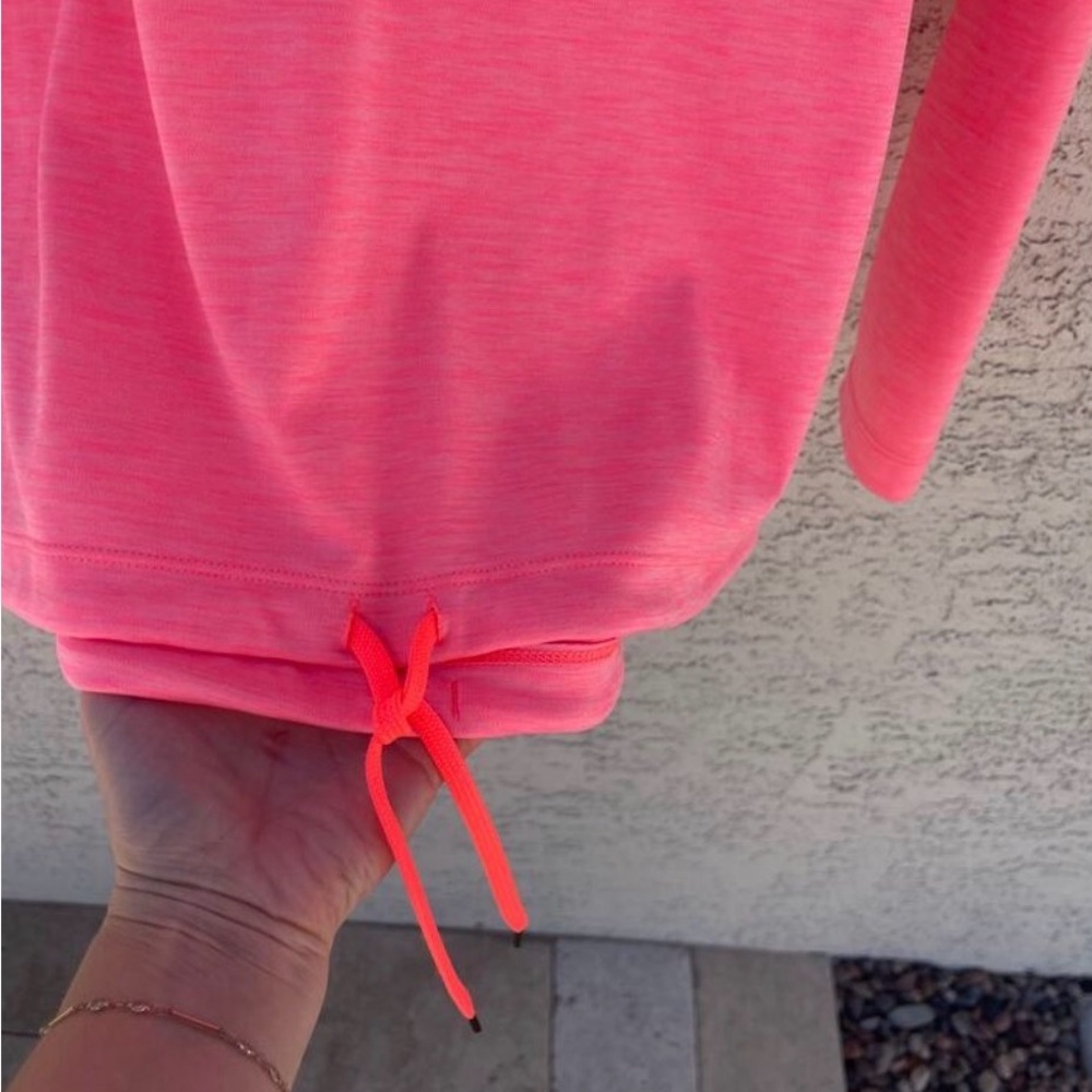 Under Armour Women's Drawstring Hem Hoodie Pullover - Coral Pink - XS - Picture 4 of 5